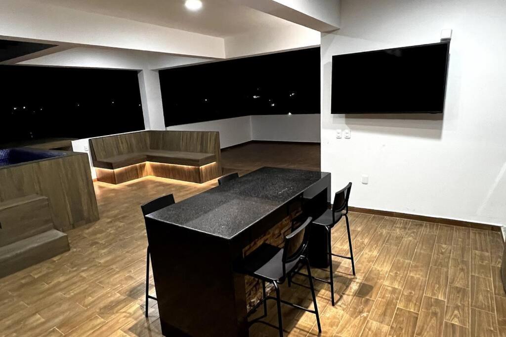 Casa Lua Tequesquitengo. Alberca, Jacuzzi Y Roof Exterior foto