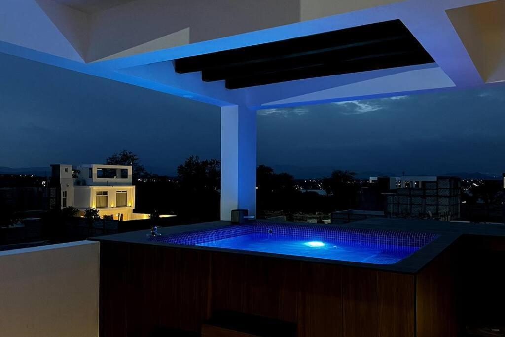 Casa Lua Tequesquitengo. Alberca, Jacuzzi Y Roof Exterior foto